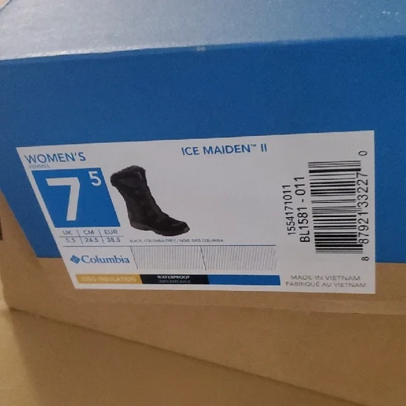 Columbia Boots NWT - NIB Women's Ice Maiden II Boots - Black - Picture 2 of 9